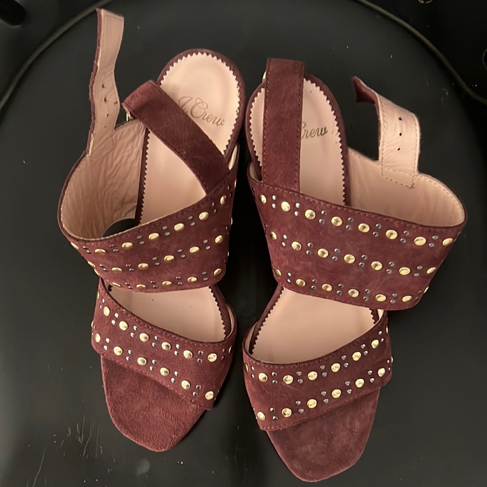 NWT-J Crew dark brown studded sandals with back strap. Size 6.5